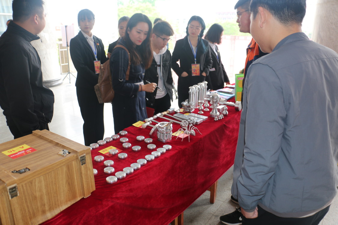 1585811260262398.jpg 1585811260262398.jpg