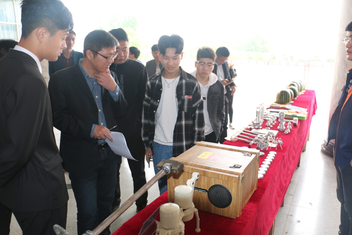 1585811260763064.jpg 1585811260763064.jpg