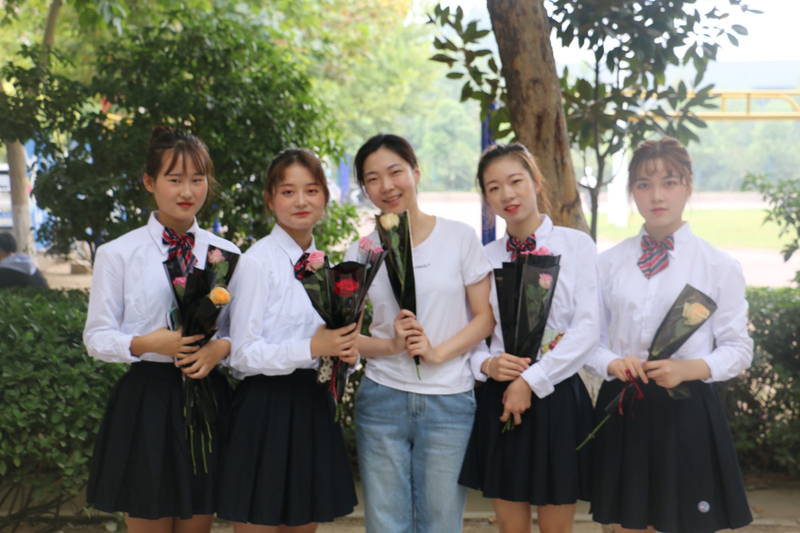 1585812778348537.jpg 1585812778348537.jpg