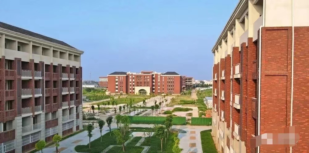 1665135734629658.jpg 1665135734629658.jpg