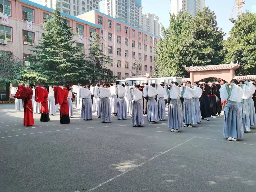 1665991075134817.jpg 1665991075134817.jpg