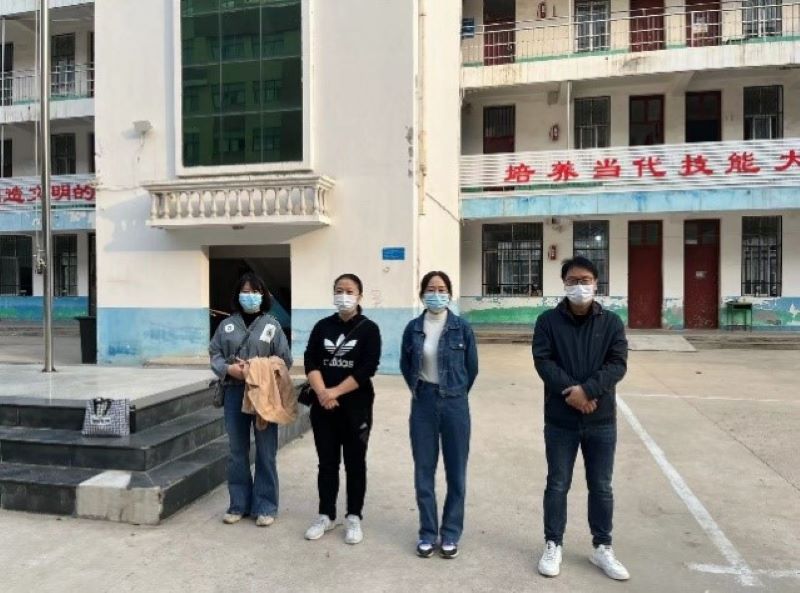 值班.jpg