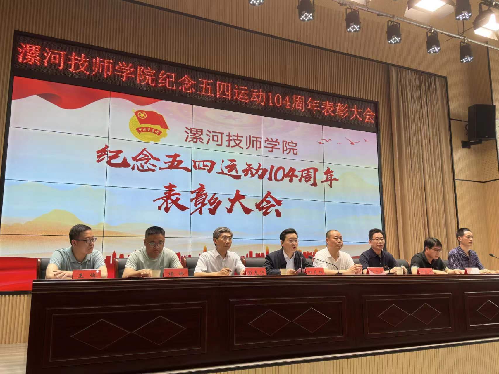 1685546065596582.jpg 1685546065596582.jpg