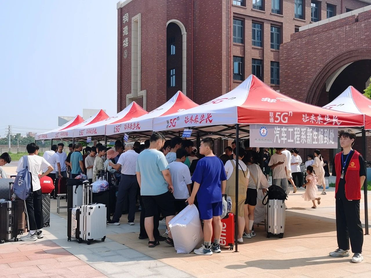 1693472379430876.jpg 1693472379430876.jpg