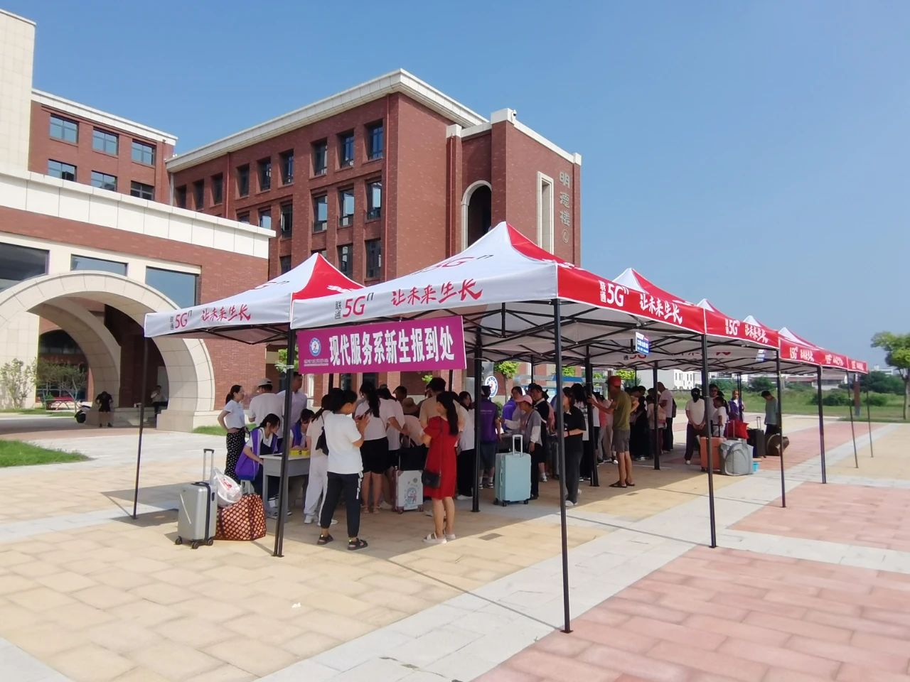 1693472406329362.jpg 1693472406329362.jpg