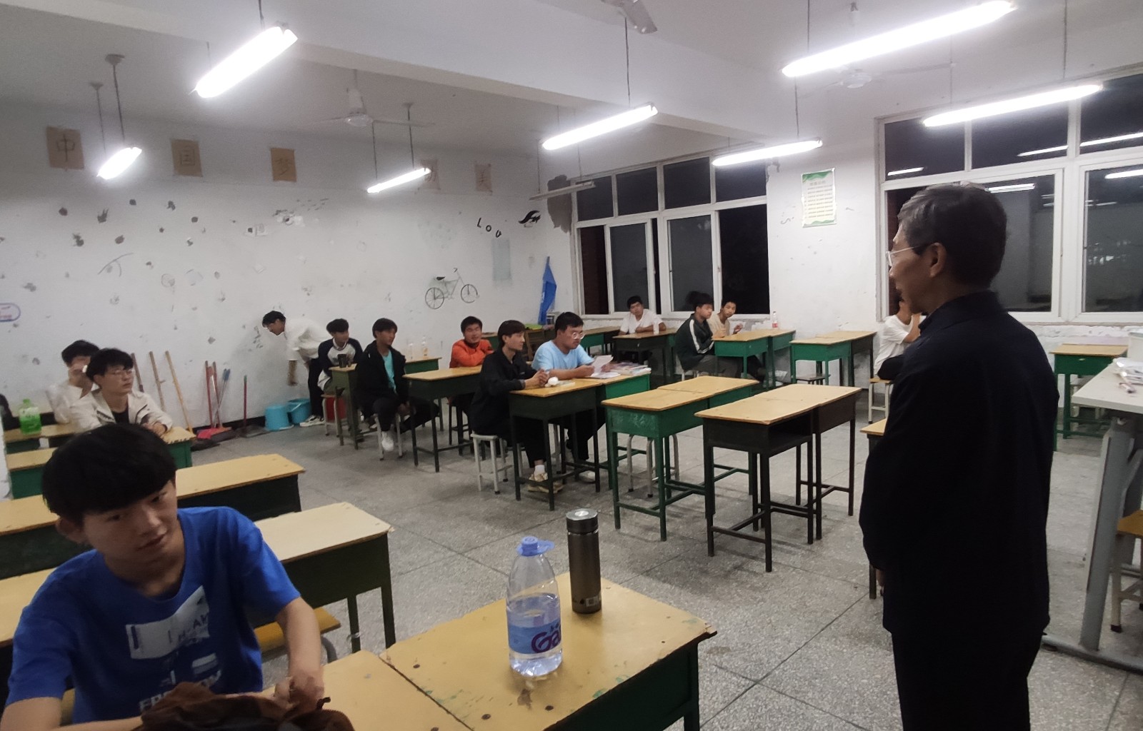 1698717788645695.jpg 1698717788645695.jpg