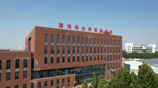 基地.jpg