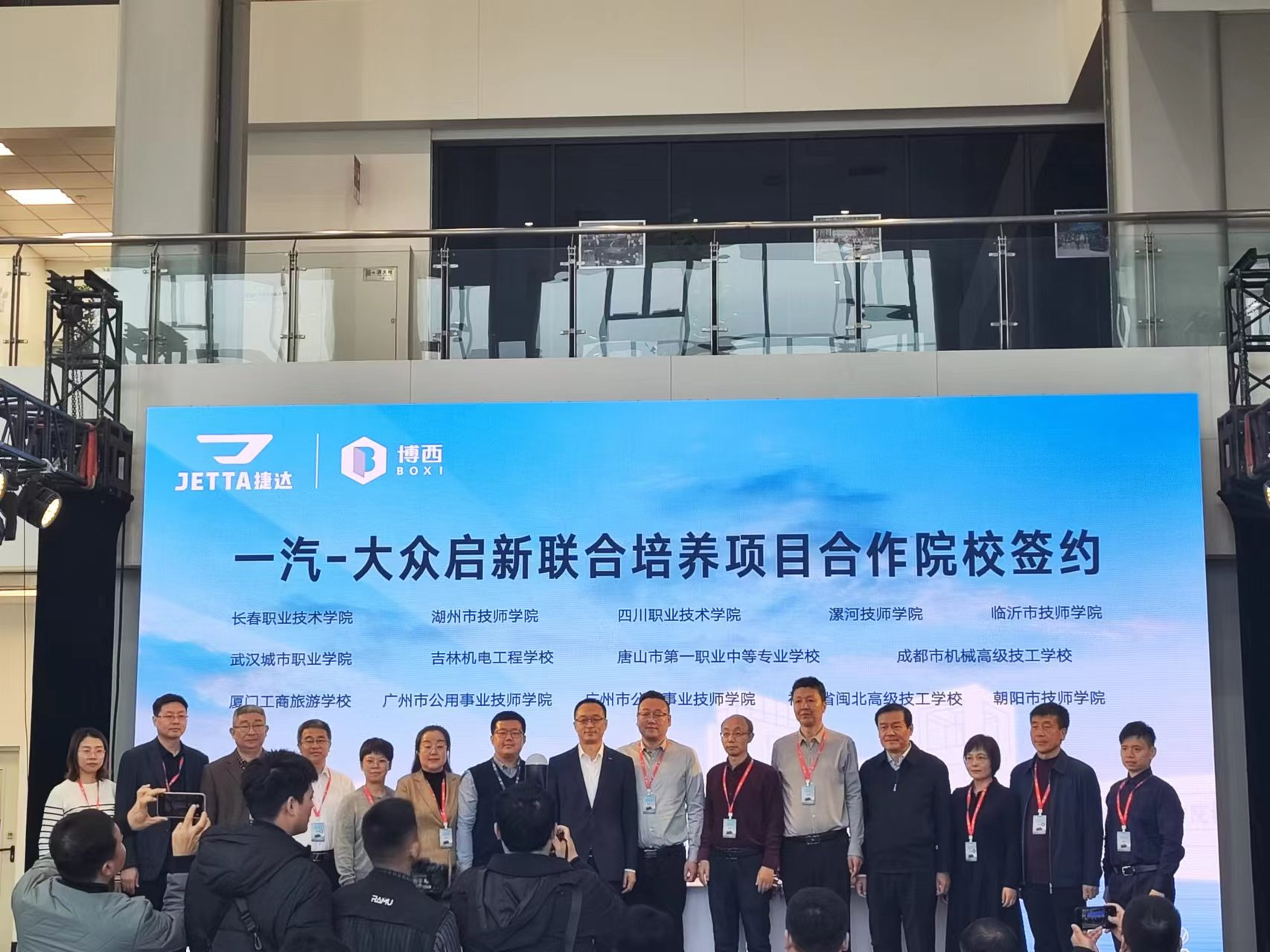 1701650384701862.png 1701650384701862.png