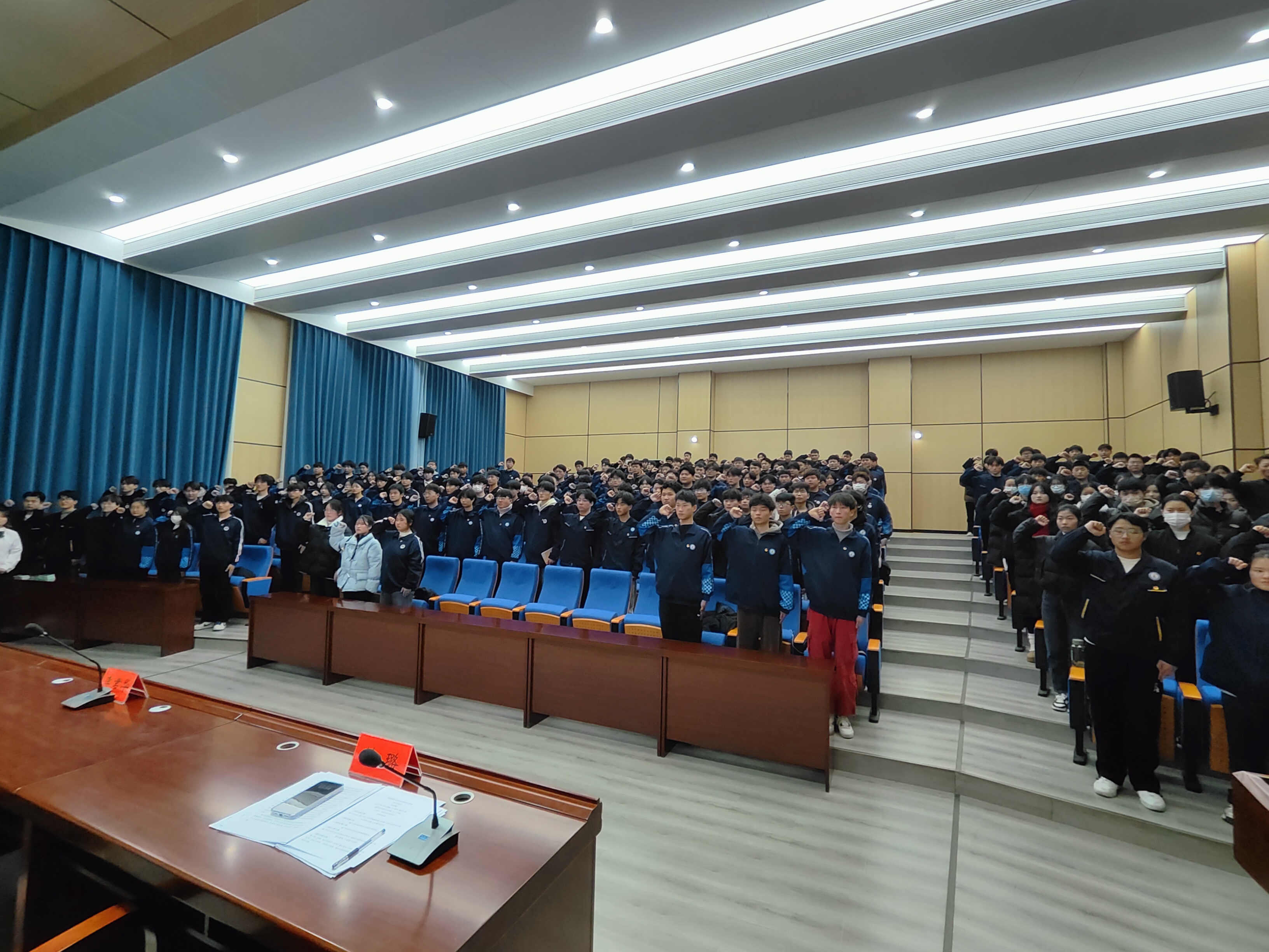 1704036829857265.jpg 1704036829857265.jpg