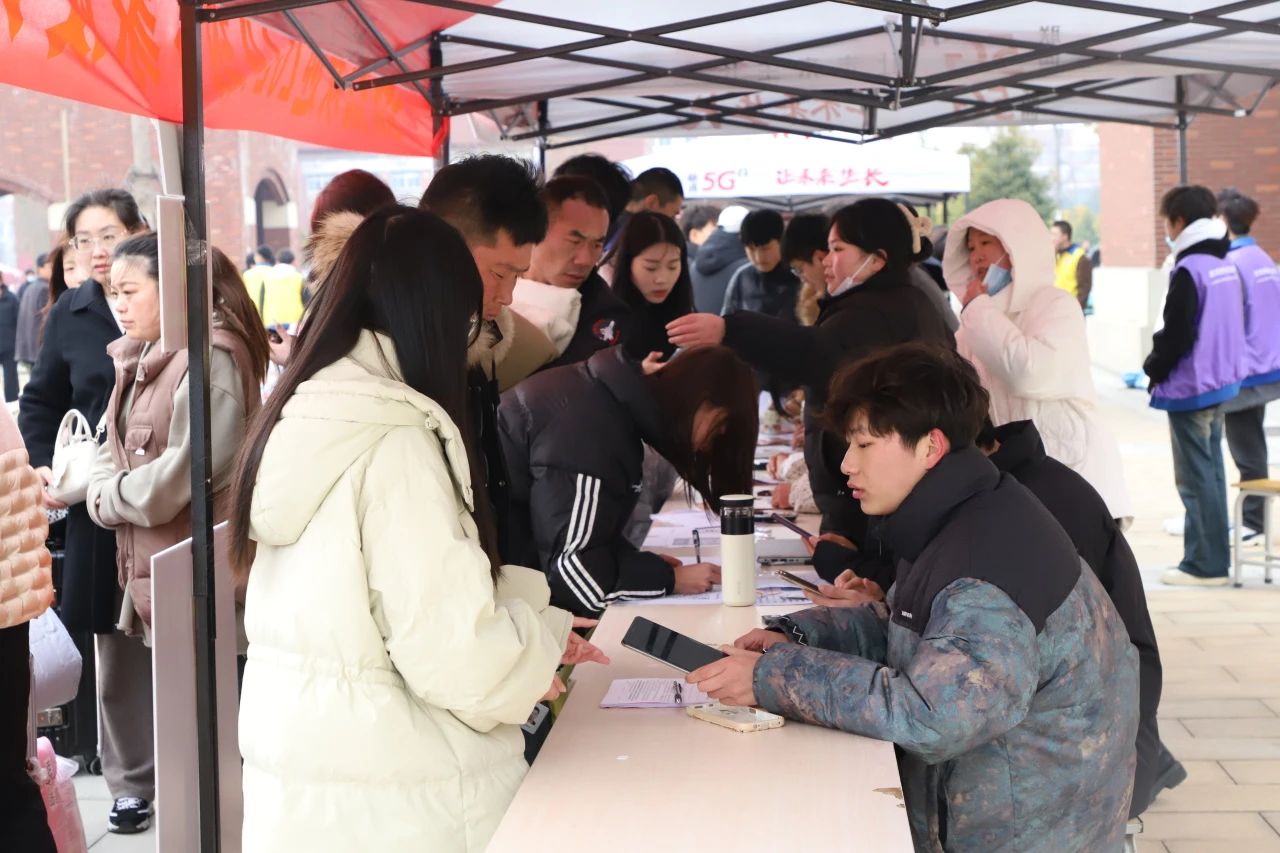 1711894236319693.jpg 1711894236319693.jpg