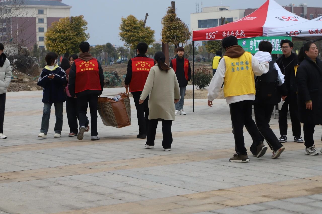 1711894237912733.jpg 1711894237912733.jpg