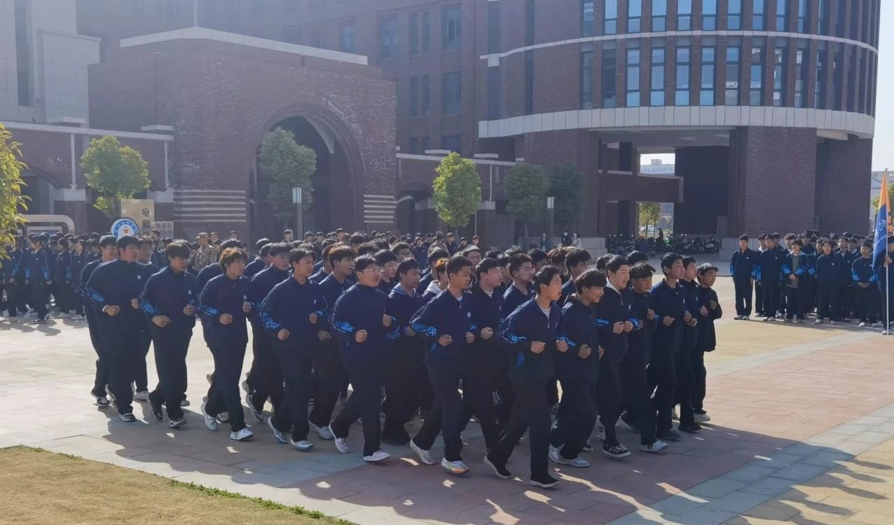 1711897068785297.jpg 1711897068785297.jpg