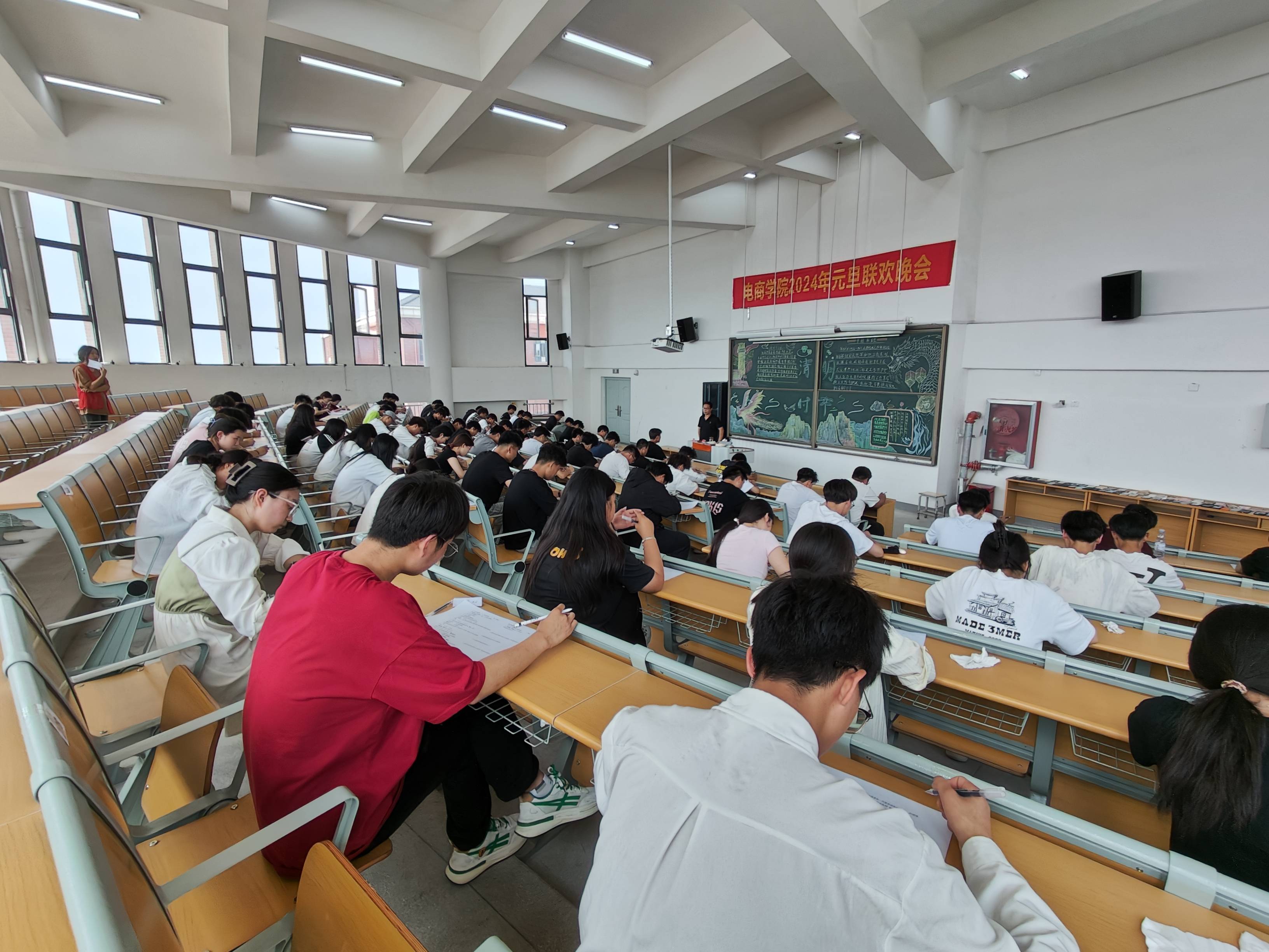 1717167000588989.jpg 1717167000588989.jpg