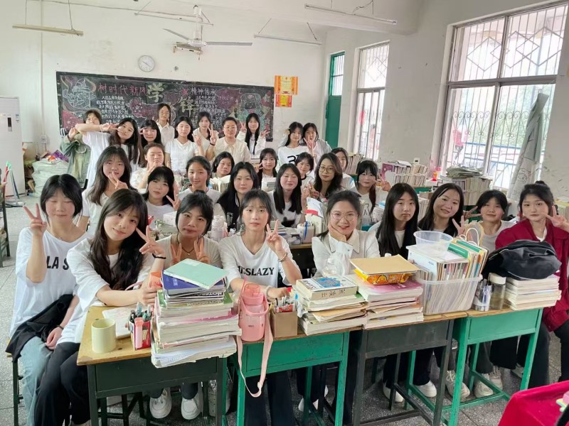 0252de49e00cc5261adf2ee51deb215.jpg