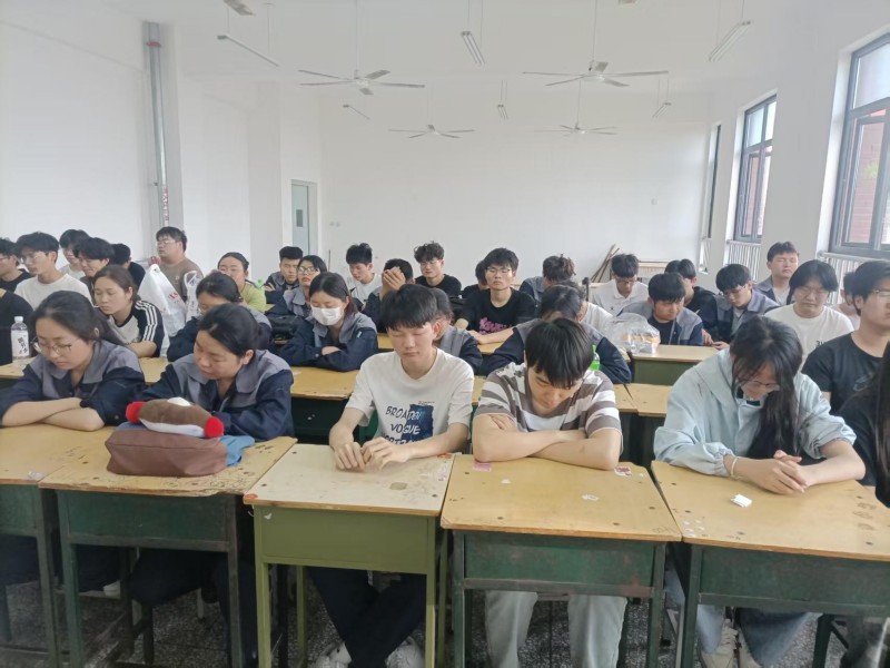 a31cecc3f6c09a77f45b8e1a9d59417.jpg