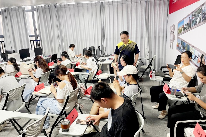 微信图片_20250904175639_509_3.jpg