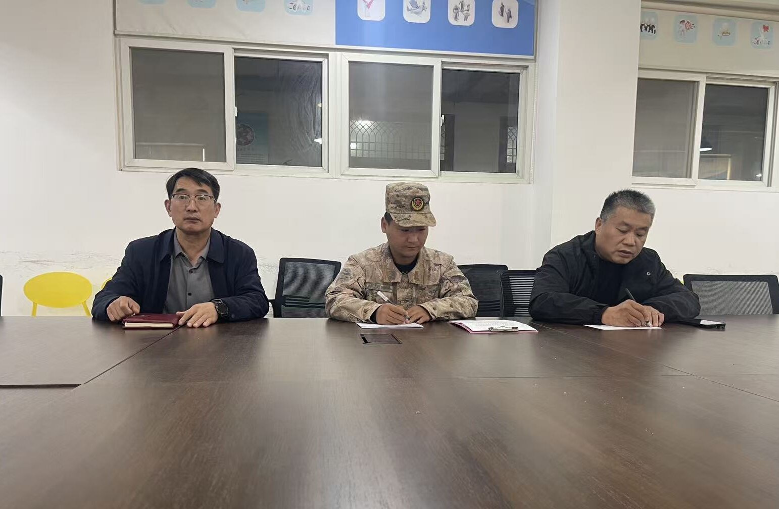 6ba7f2caf6605b36fa3d5ba56e09dc17.jpg 6ba7f2caf6605b36fa3d5ba56e09dc17.jpg