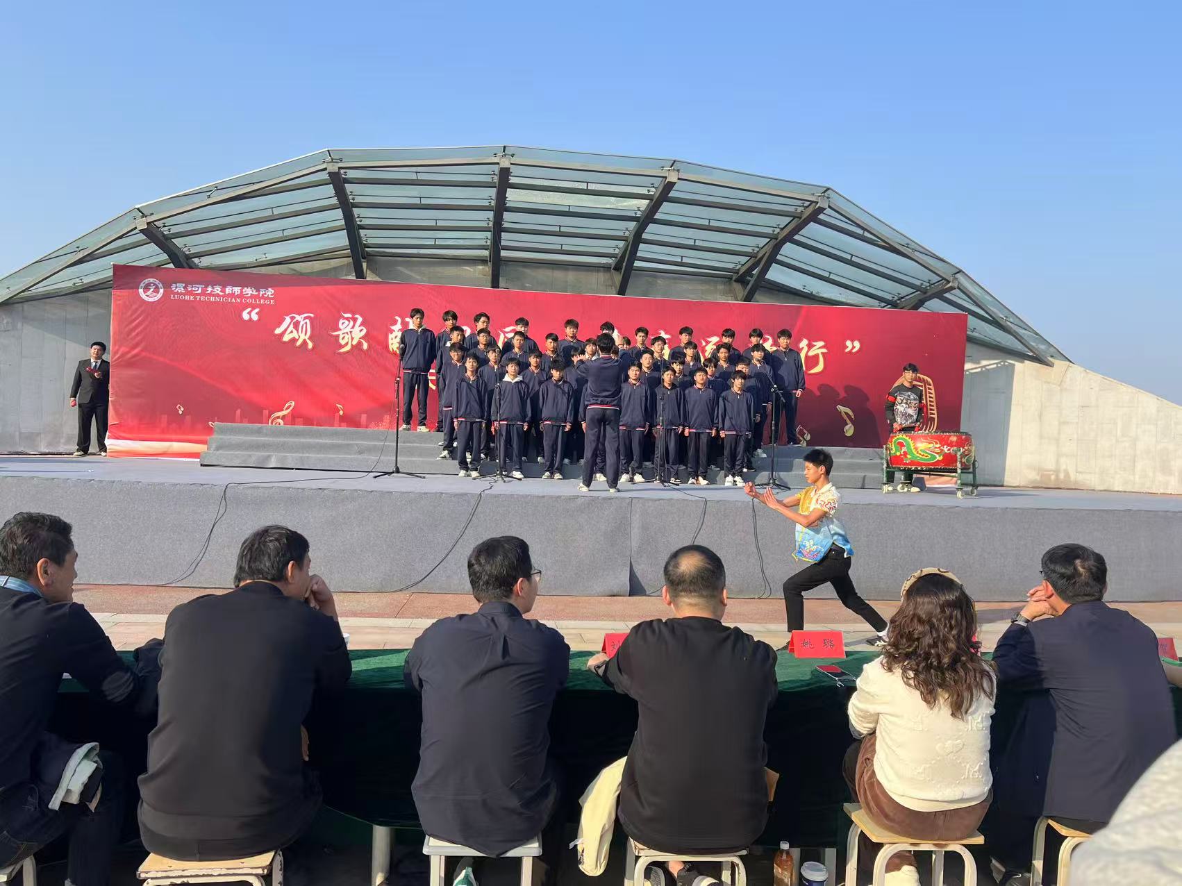 25秋汽修1班.jpg 25秋汽修1班.jpg