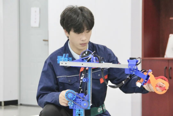 1763017906040.jpg 1763017906040.jpg