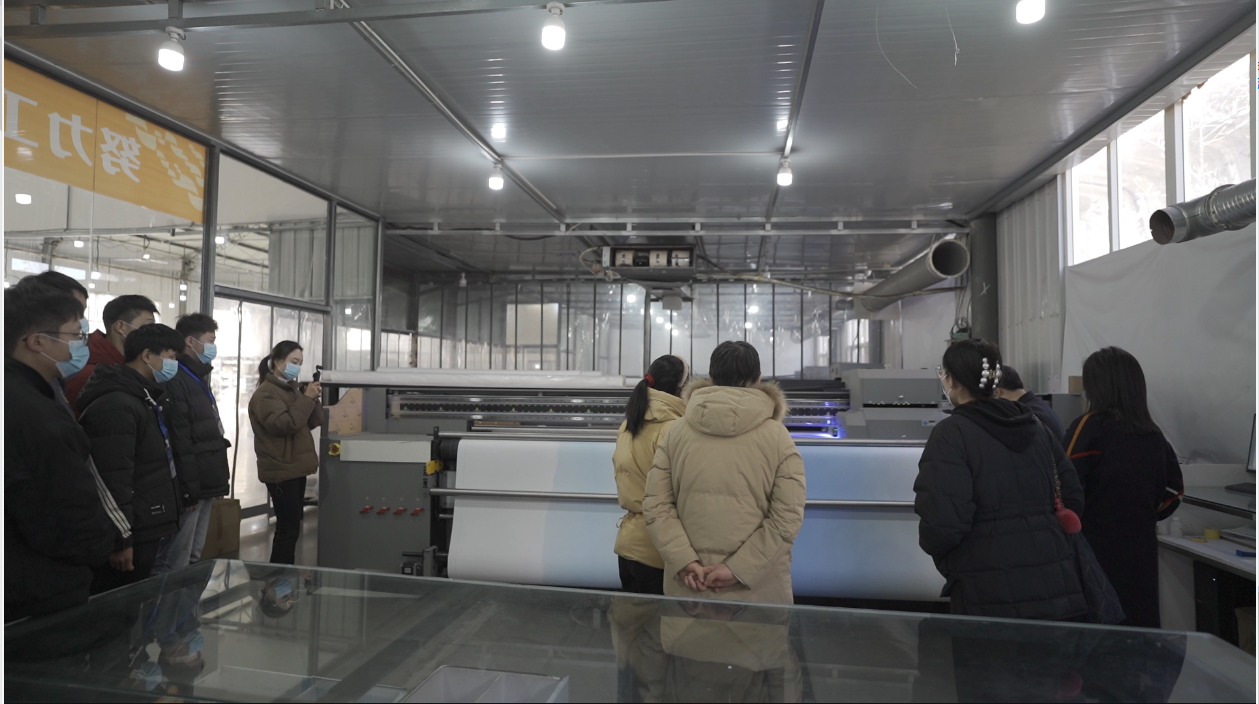 屏幕截图 2025-12-08 165426.png