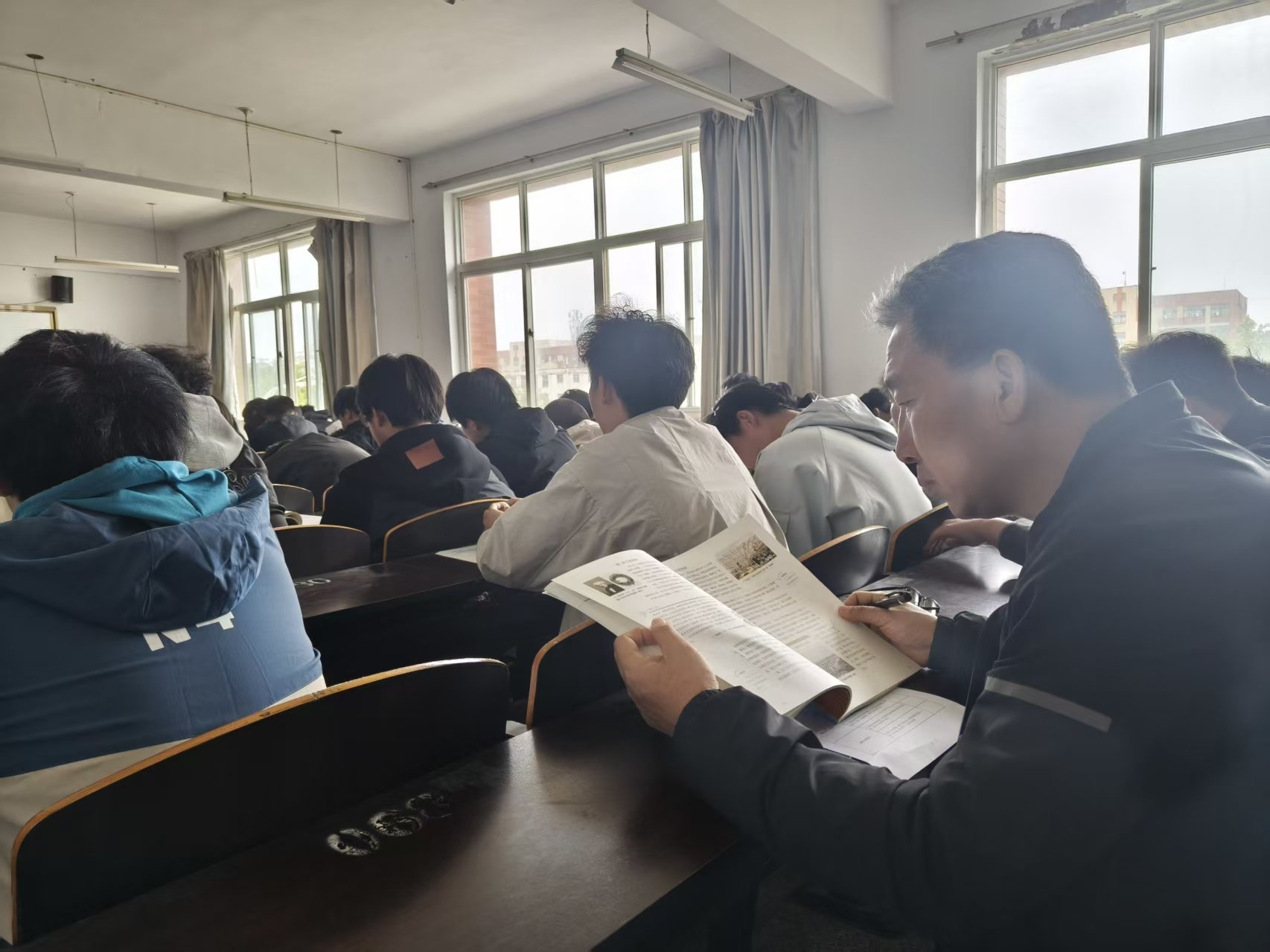 5月常规听评课 (4).jpg