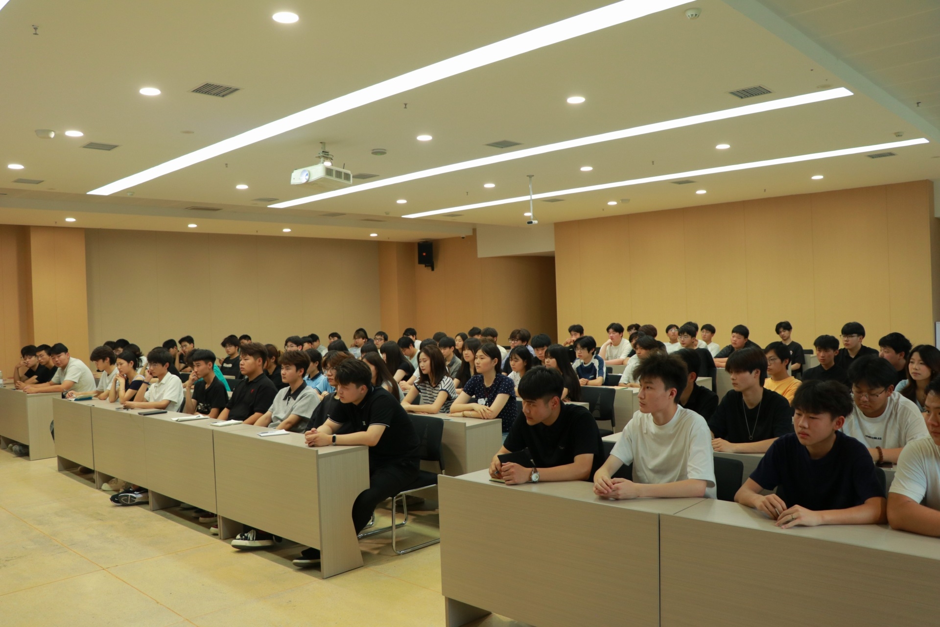 微信图片_20260602191532_39_406.jpg 微信图片_20260602191532_39_406.jpg