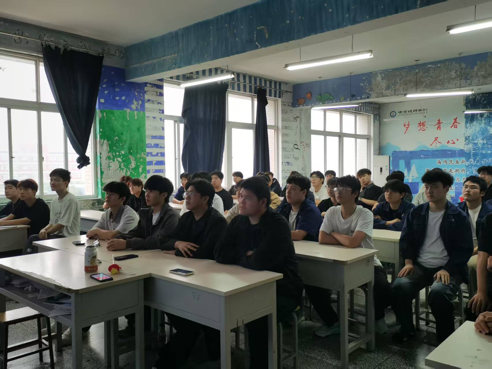 微信图片_20261013143839_433_2.jpg 微信图片_20261013143839_433_2.jpg