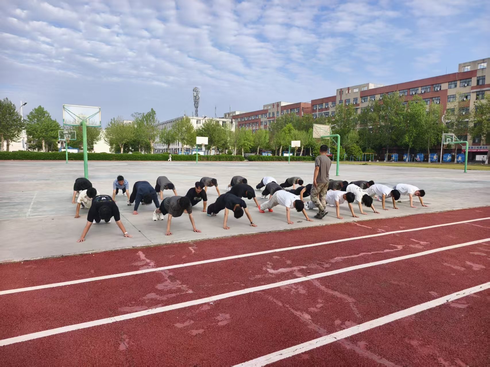 微信图片_20260412170045_337_388.jpg